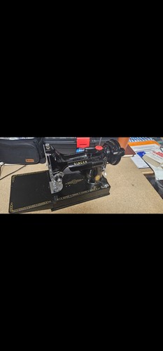 Singer sewing machine 1948 - machine,