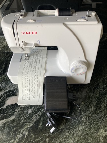 Singer 1507 sewing - singer,