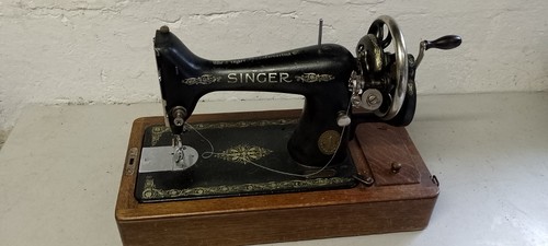 Singer sewing machine - sewing,