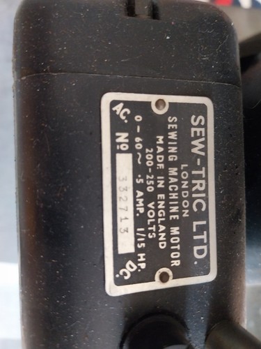 Singer sewing machine - sewing,