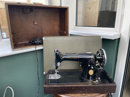 Singer sewing machine - sewing,