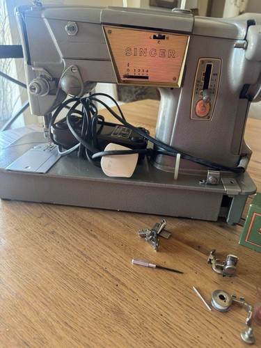 Vintage electric singer - electric, sewing