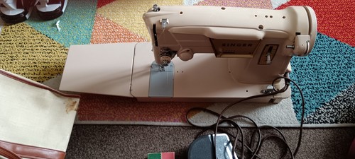 Vintage singer sewing - singer, machine