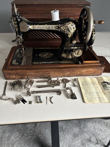 Vintage singer sewing machine - sewing,