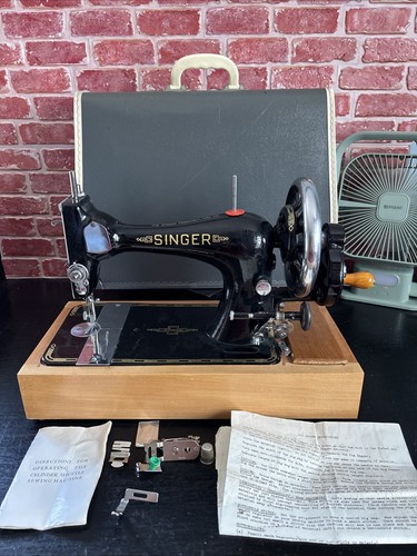 Vintage singer sewing machine - singer,